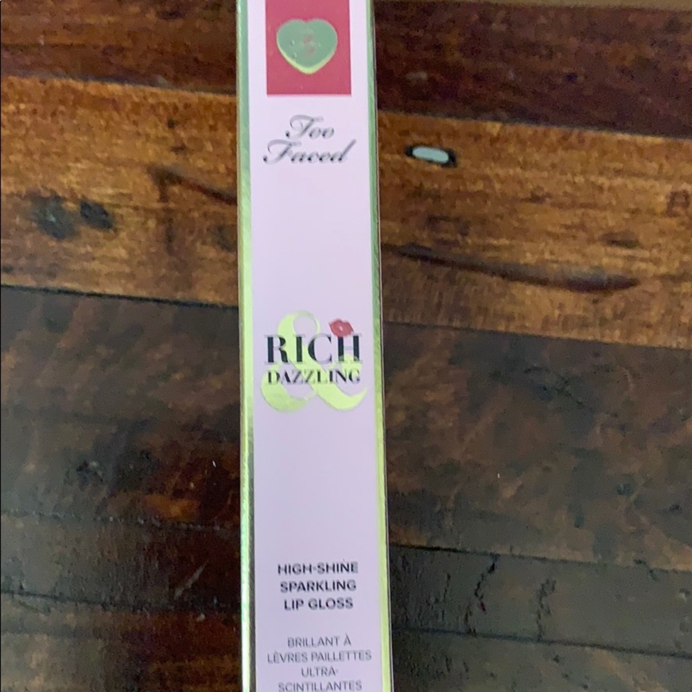 Too faced lip gloss
